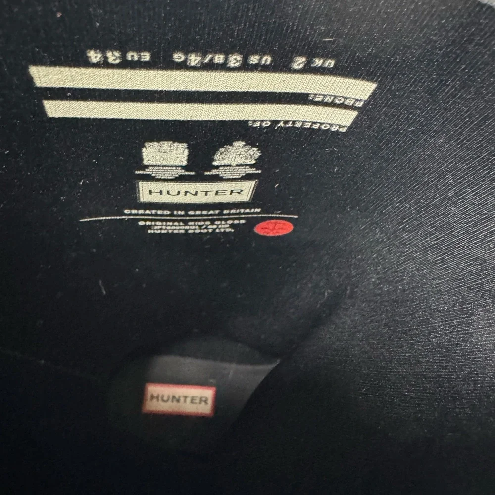 Hunter Glossy Black Buckle Boots. Kids size 3B/4G - Picture 7 of 7